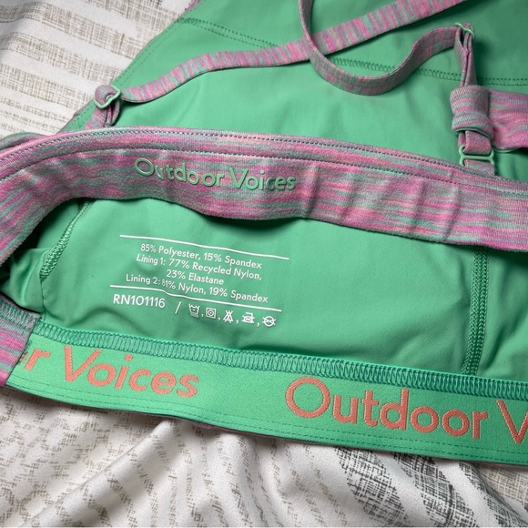 Outdoor Voices womenms Sports Bra Freeform Strappy Bra Watermelon Sugar size M - Picture 5 of 6